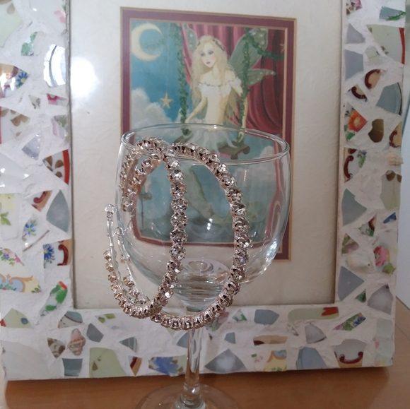 💕last one!!!beautiful large hoop earrings - Picture 3 of 8